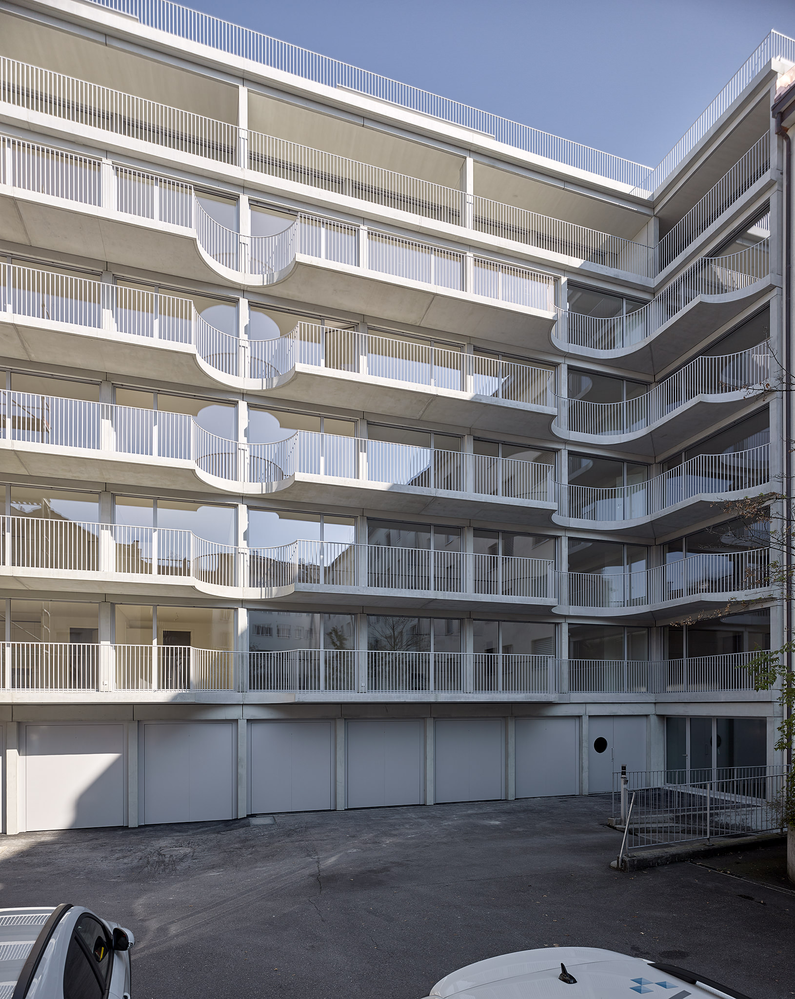 E18672 Alpa 077588p SCREEN